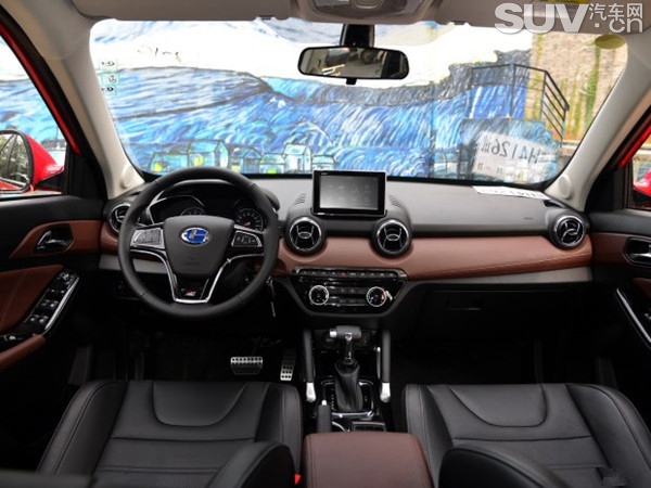 d_autohomecar__wKgFVFe7AQ-AAZHIAAeYQ7gg9_g255.jpg