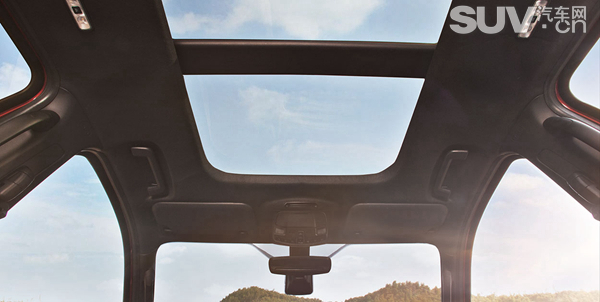 1491359583618465.jpg suv-everest-gallery-interior6-6.jpg
