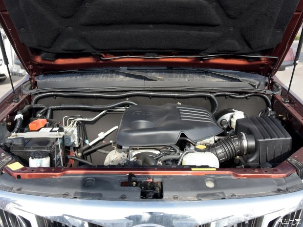 福迪汽车 揽福 2015款 2.4L 汽油两驱标准版 7座